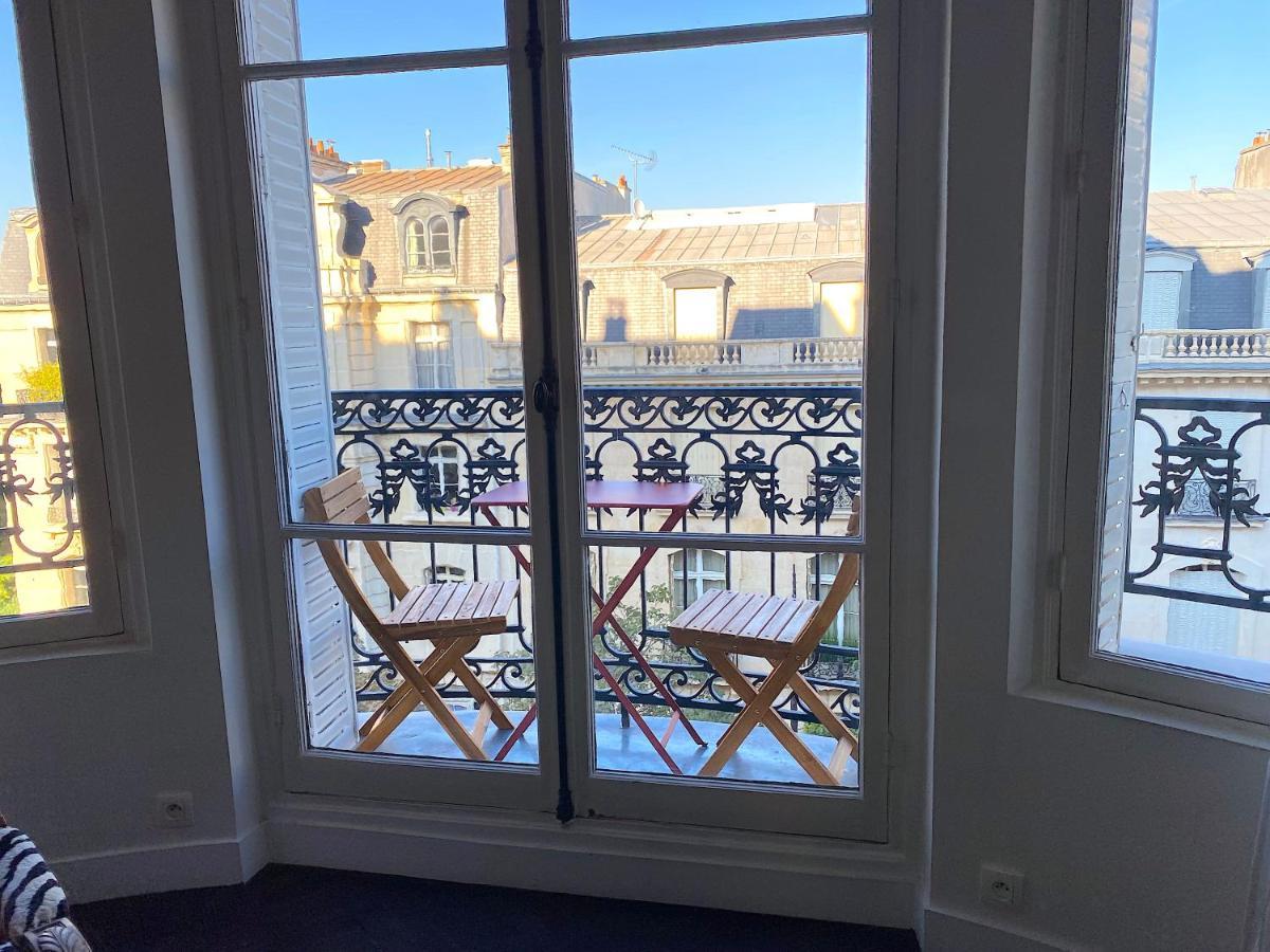 Outstanding 2 Bedrooms With A Terrific Eiffel Tower View Paříž Exteriér fotografie